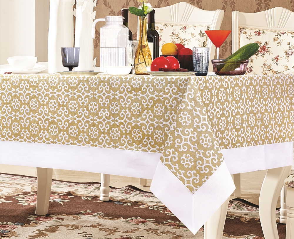 Gold & White Snowflake Damask Tablecloth - Luxury Table Covers