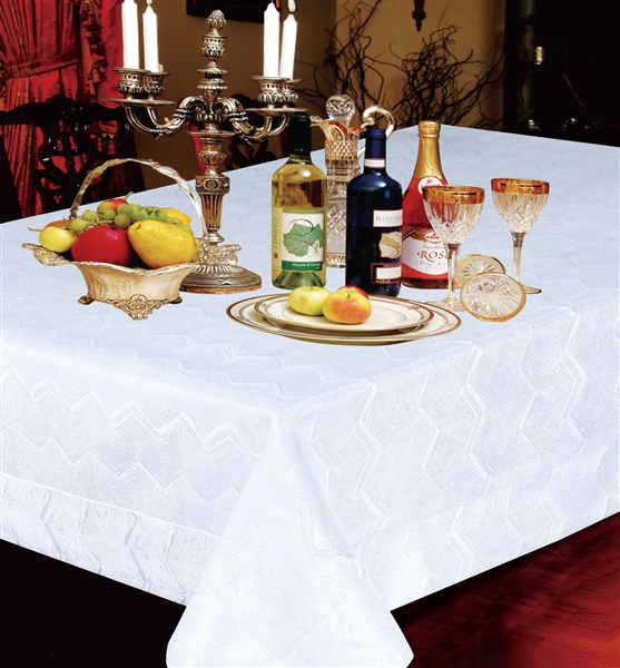 Princess Damask Presentation White Tablecloth