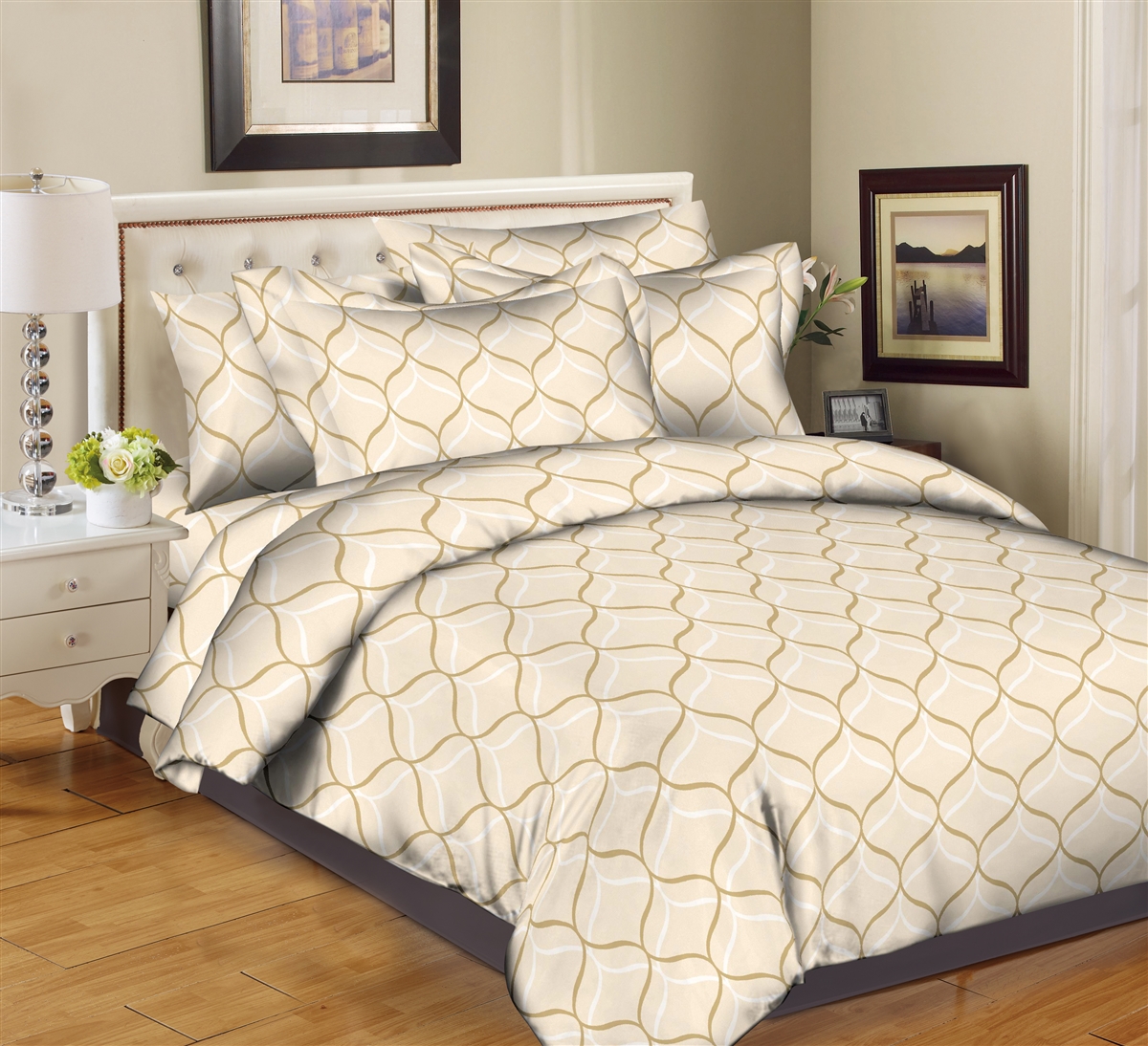 Better Bed Collection: Interlocking Quilt- Gold 8PC Twin Bedding Set